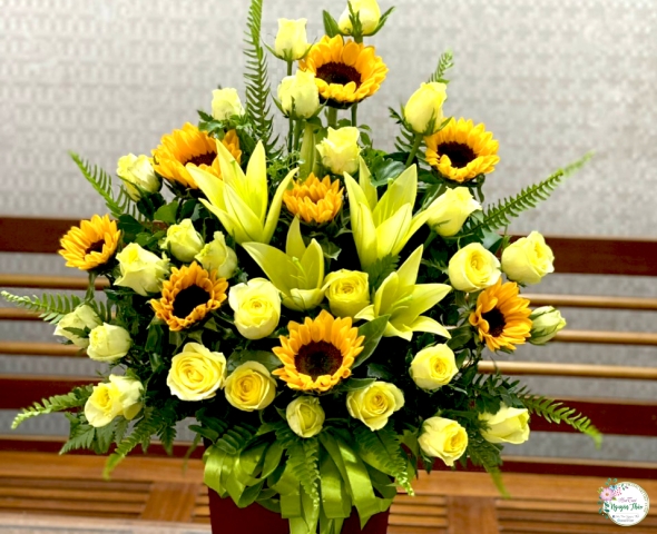 Giỏ Hoa Chúc Mừng 009